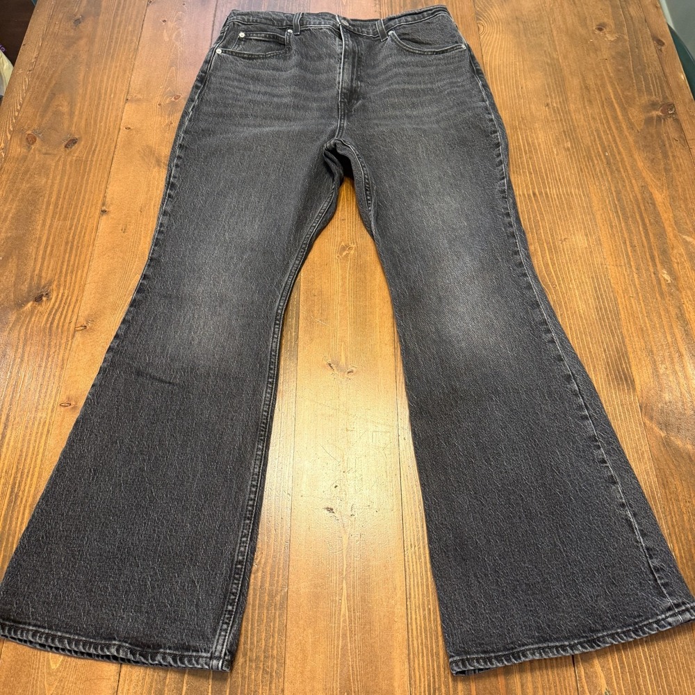 Levis Premium 70s High Flare Jeans Womens Size 32 Dark Gray High Rise Denim